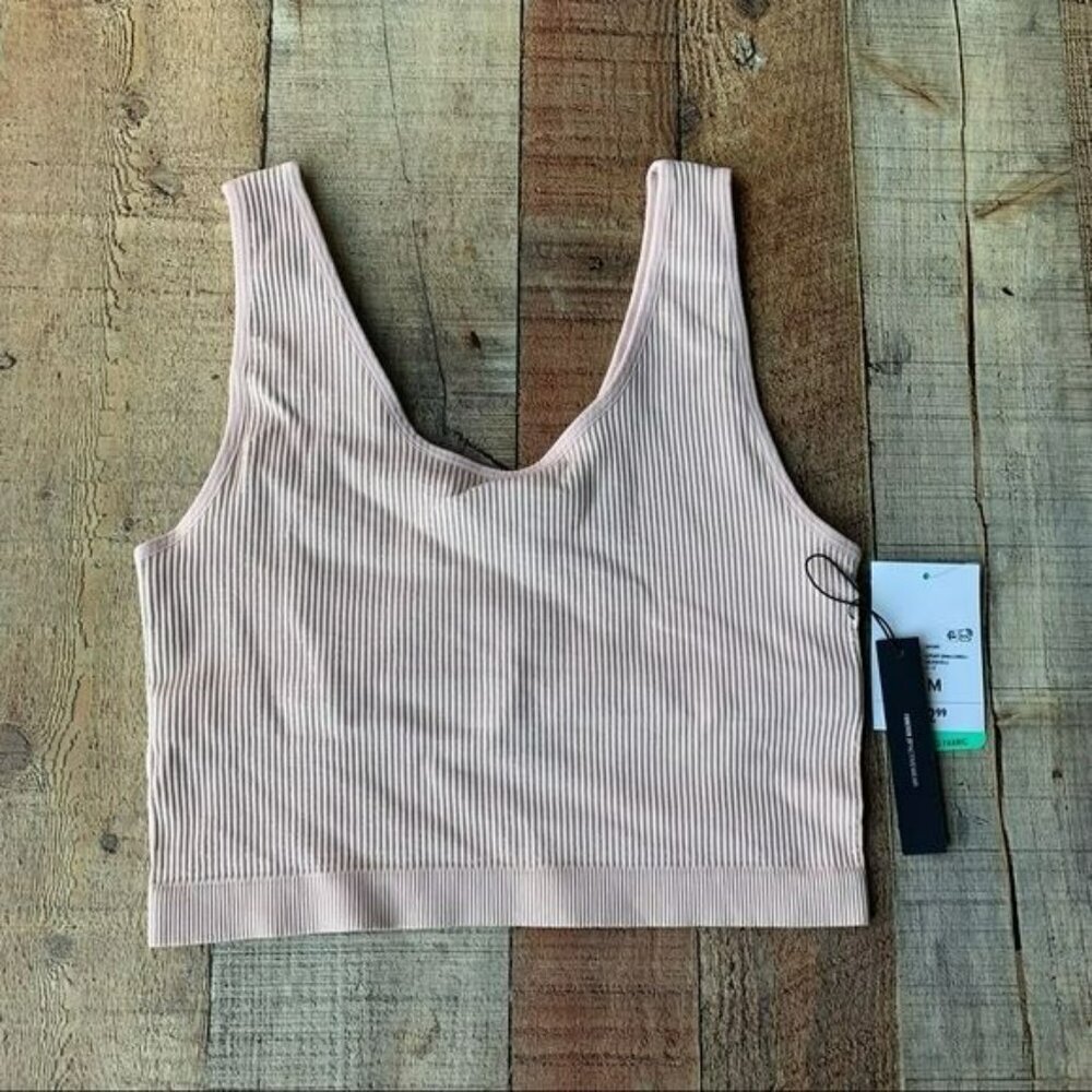 Forever 21 blush pink lined ribbed knit sports bra - L